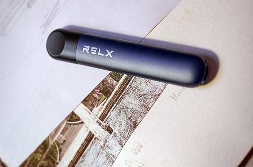 The Impact of RELX Vapes on the Vaping Community 3 The Impact of RELX Vapes on the Vaping Community