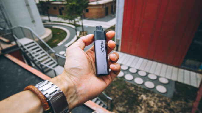 Top Tips for Vaping with RELX Devices 2 Traveling with RELX E-cigarettes: Regulations and Tips - DAILY WAFFLE