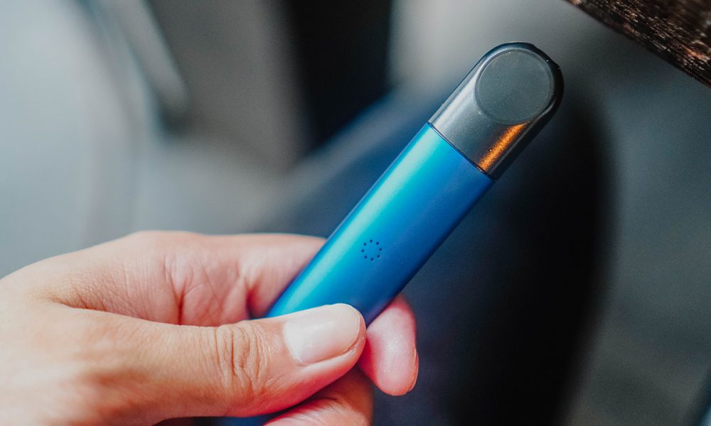 Unpacking the RELX Infinity Device: Features and Setup