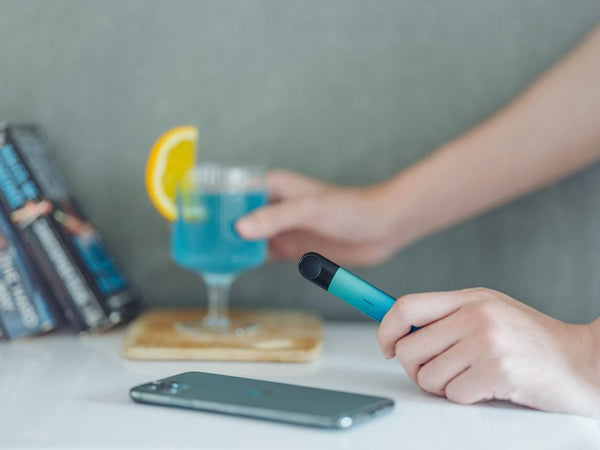 WAKA Vape vs. RELX Infinity: Comparing Disposable Options